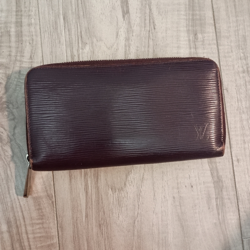 Louis Vuitton Zippy Organize Cassis Purple Leather Women Long Wallet